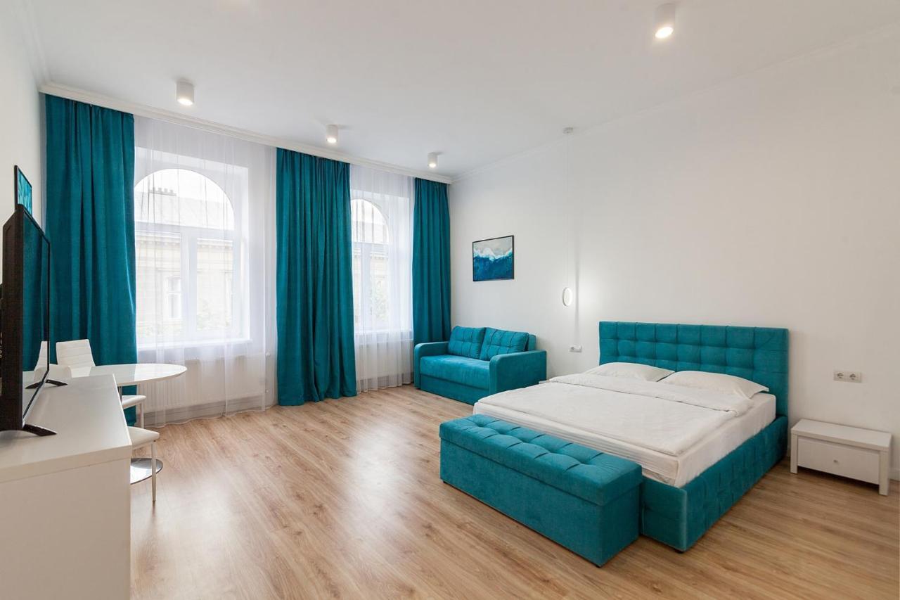לבוב Leogrand Three Bedrooms Vip Apartments On Kniazia Romana 12 מראה חיצוני תמונה