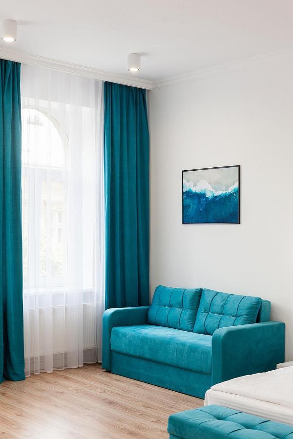 לבוב Leogrand Three Bedrooms Vip Apartments On Kniazia Romana 12 מראה חיצוני תמונה