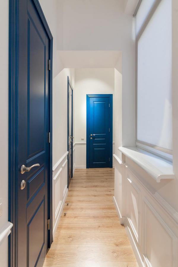 לבוב Leogrand Three Bedrooms Vip Apartments On Kniazia Romana 12 מראה חיצוני תמונה